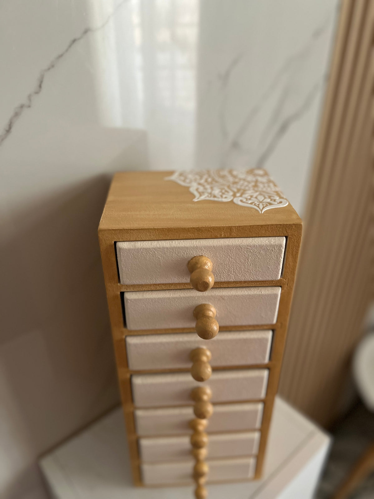 Wooden Organizer | مُنَظِّم خَشَب