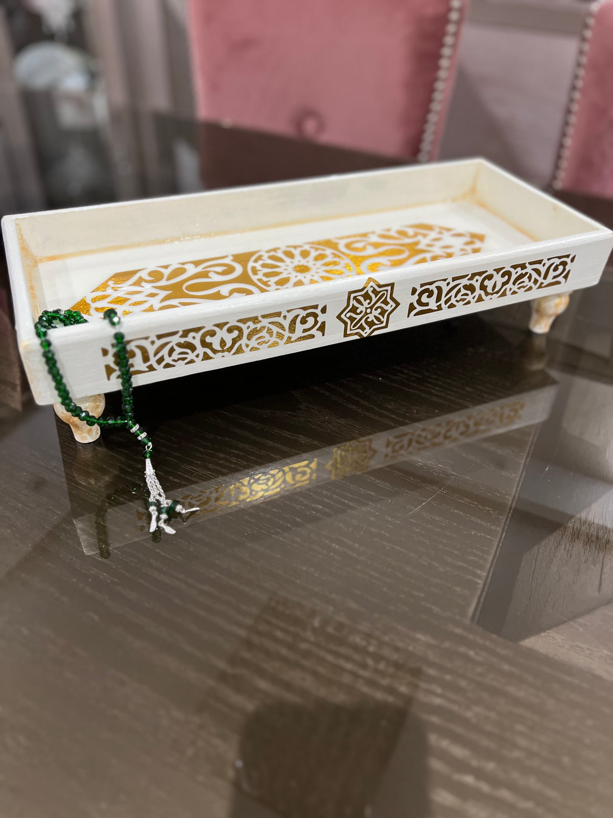 TRAY & STATEMENT CENTERPIECE